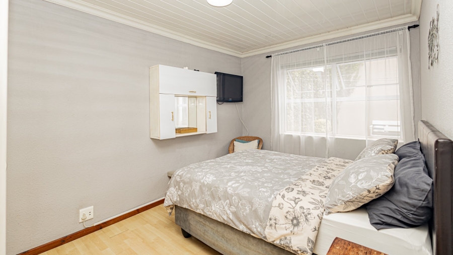 3 Bedroom Property for Sale in Westridge Western Cape